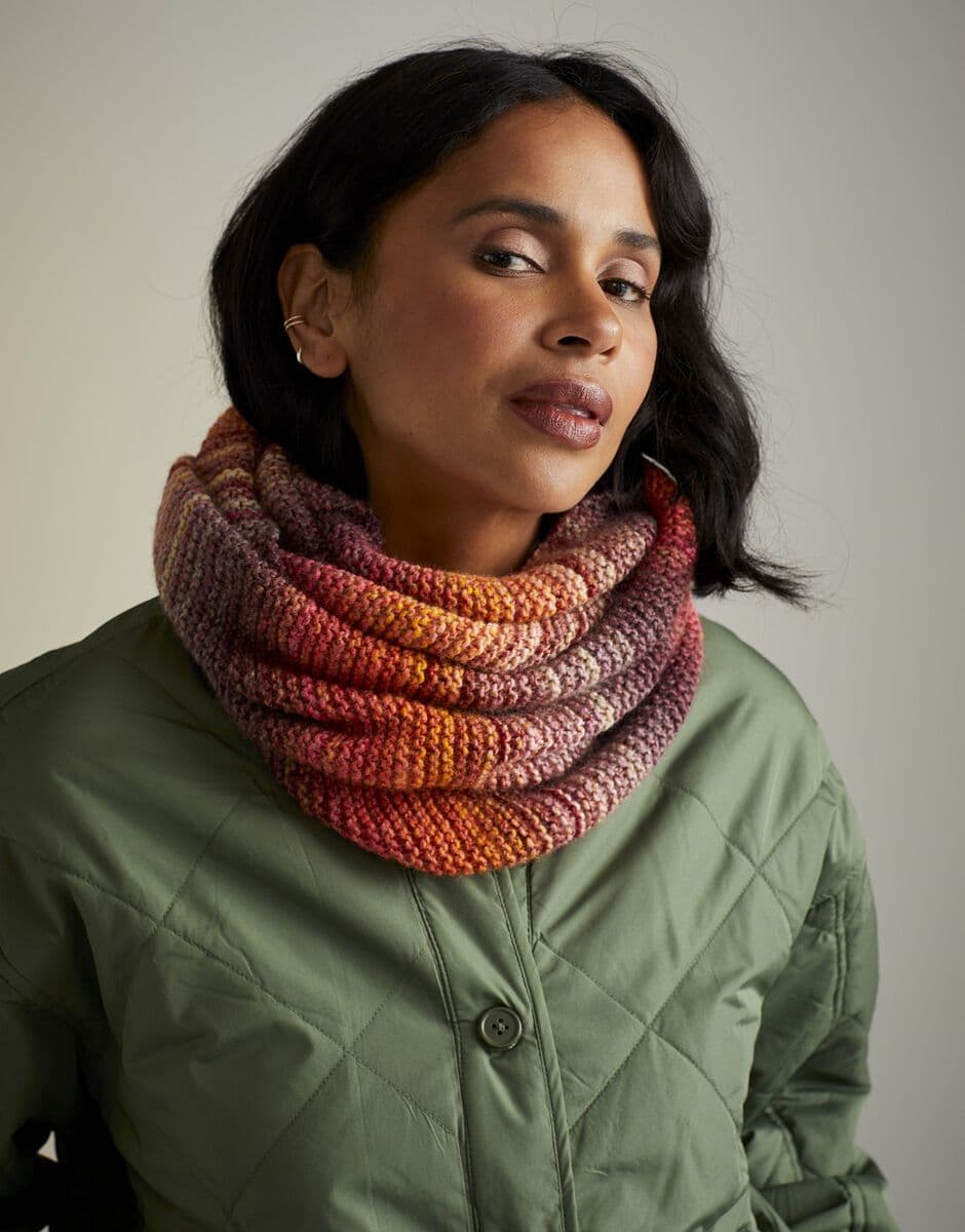 Sirdar Ladies Snood Knitting Pattern in Jewelspun Aran 10729P PDF DOWNLOAD