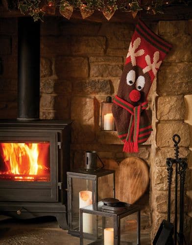 Sirdar Reindeer Christmas Stocking Knitting Pattern in Country Classic DK 10652P PDF DOWNLOAD